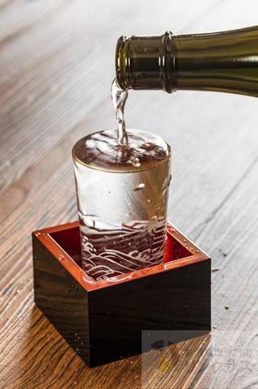 日本酒は淡麗辛口がメインで高品質なものが多い