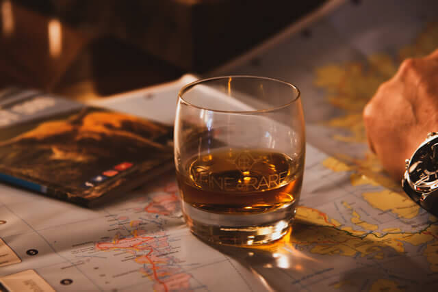 バーボンやスコッチなど国別・産地別ウイスキーの違い