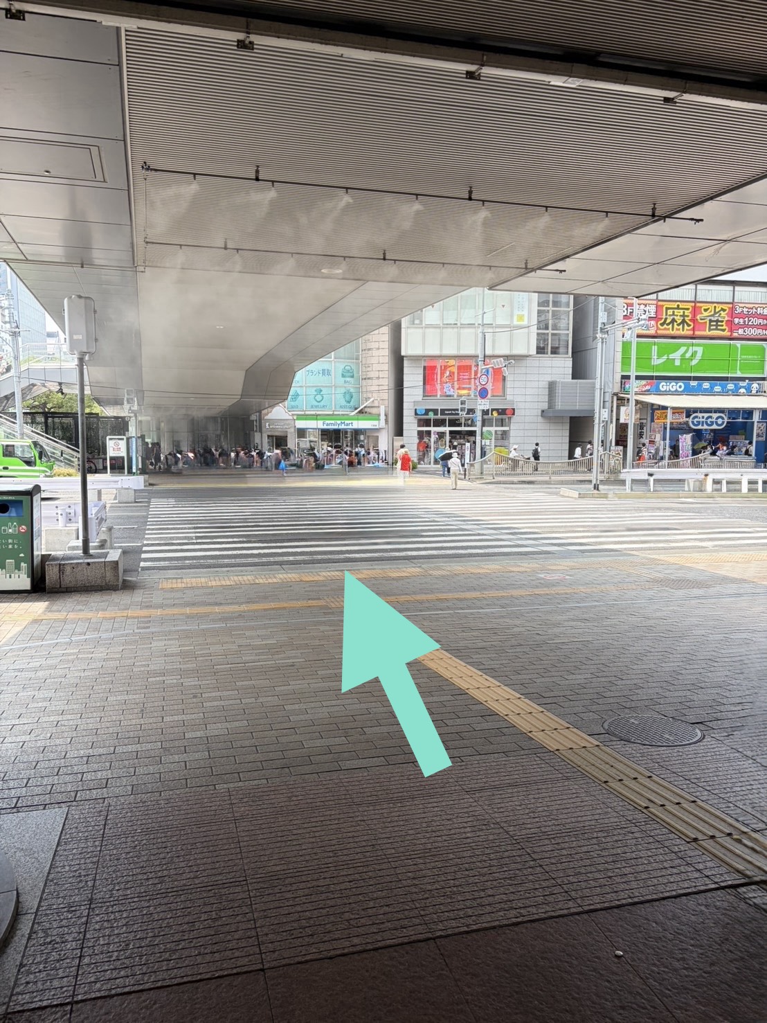 駅から店舗までのアクセス